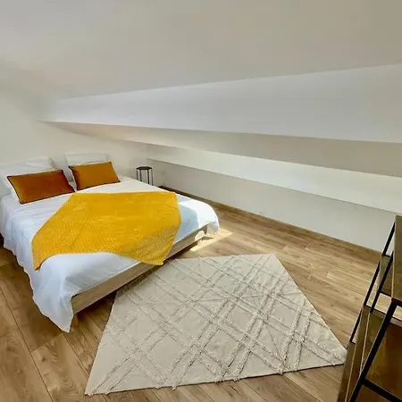 L'atipik-unique & Climatisation Apartamento Nîmes